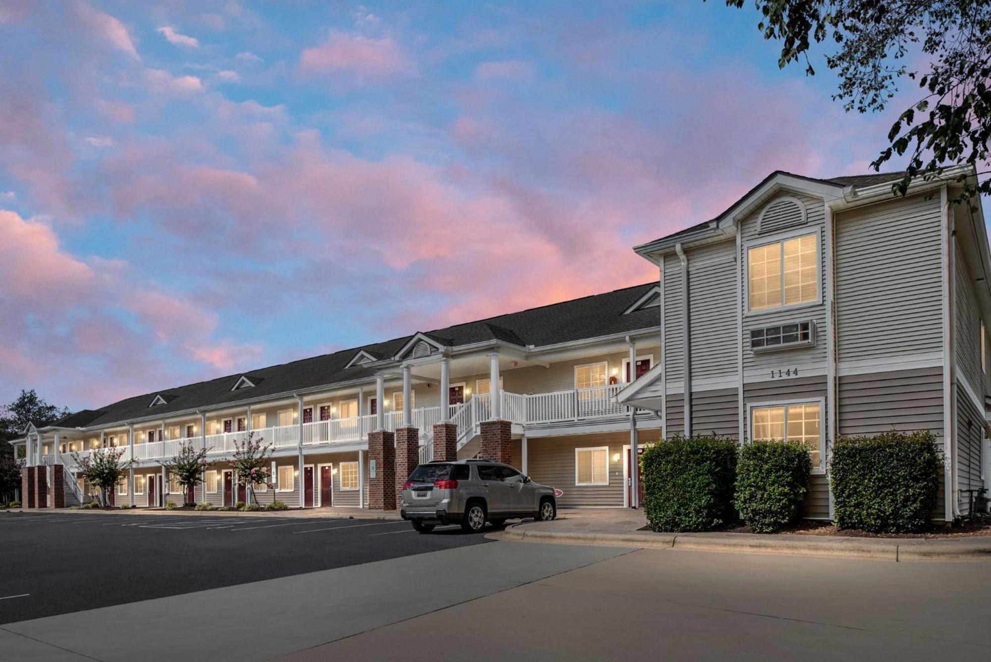 Affordable Suites Greenville Eksteriør bilde